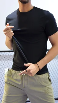 BLACK BASIC T-SHIRT - Image 3