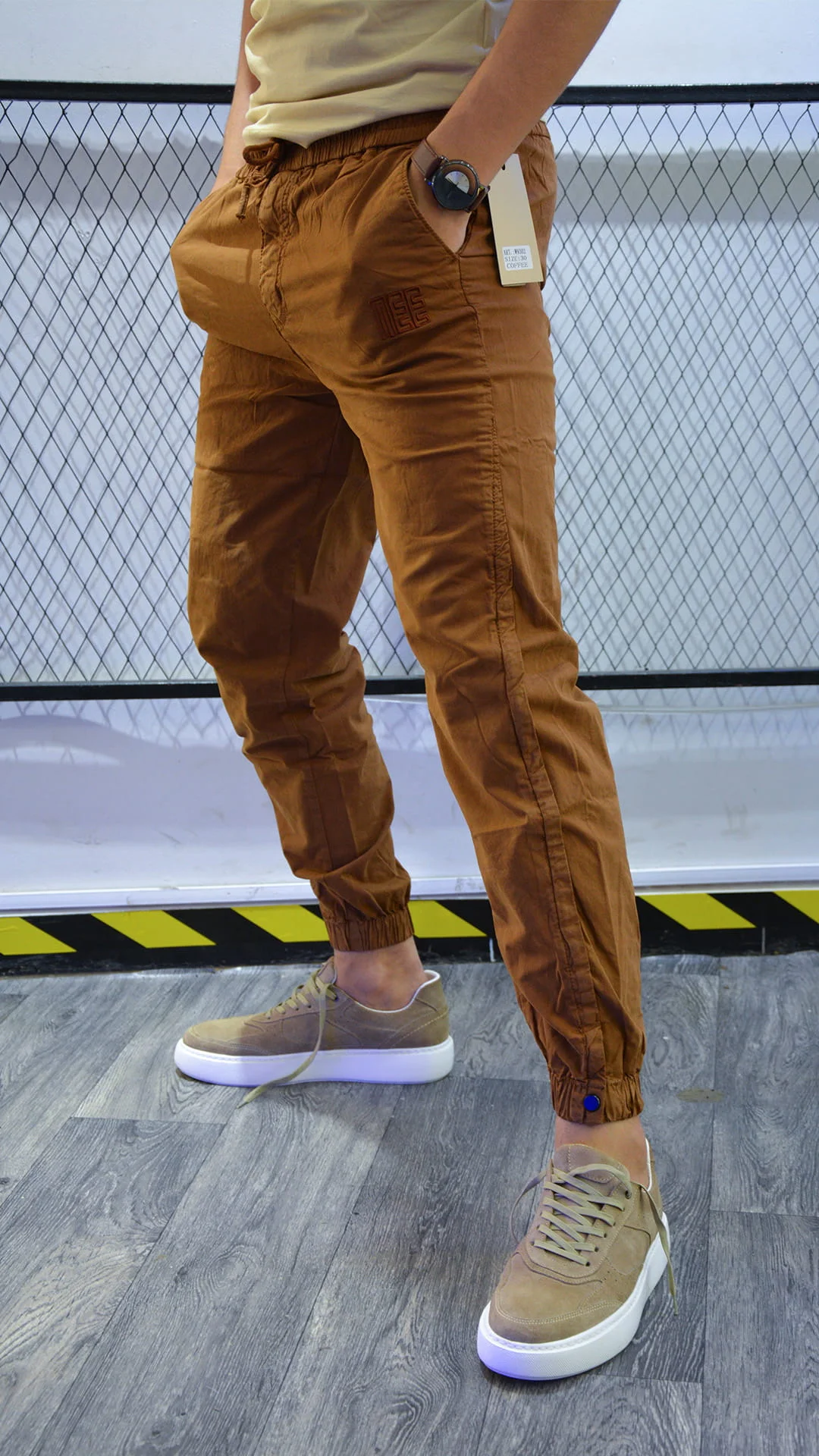 R21 TABAC JOGGER PANT - Image 1